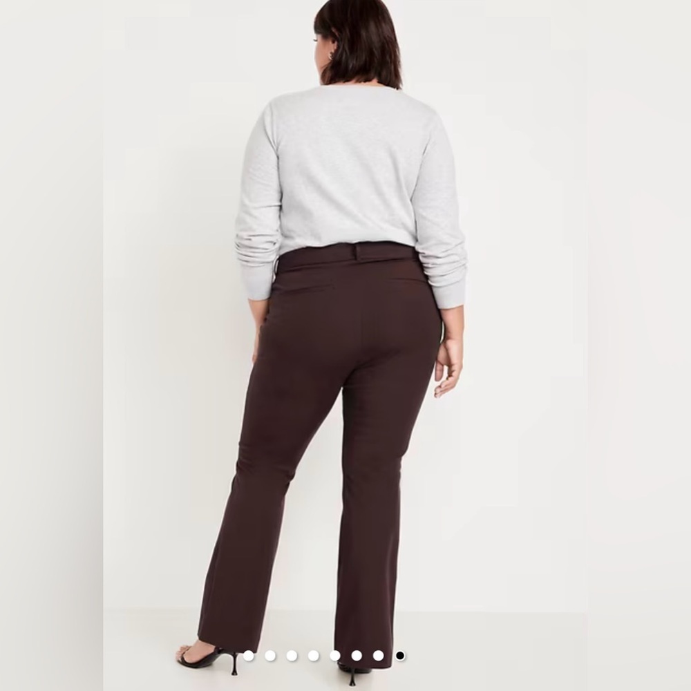 Old Navy Women's high rise Pixie Flare pants - Picture 2 of 11